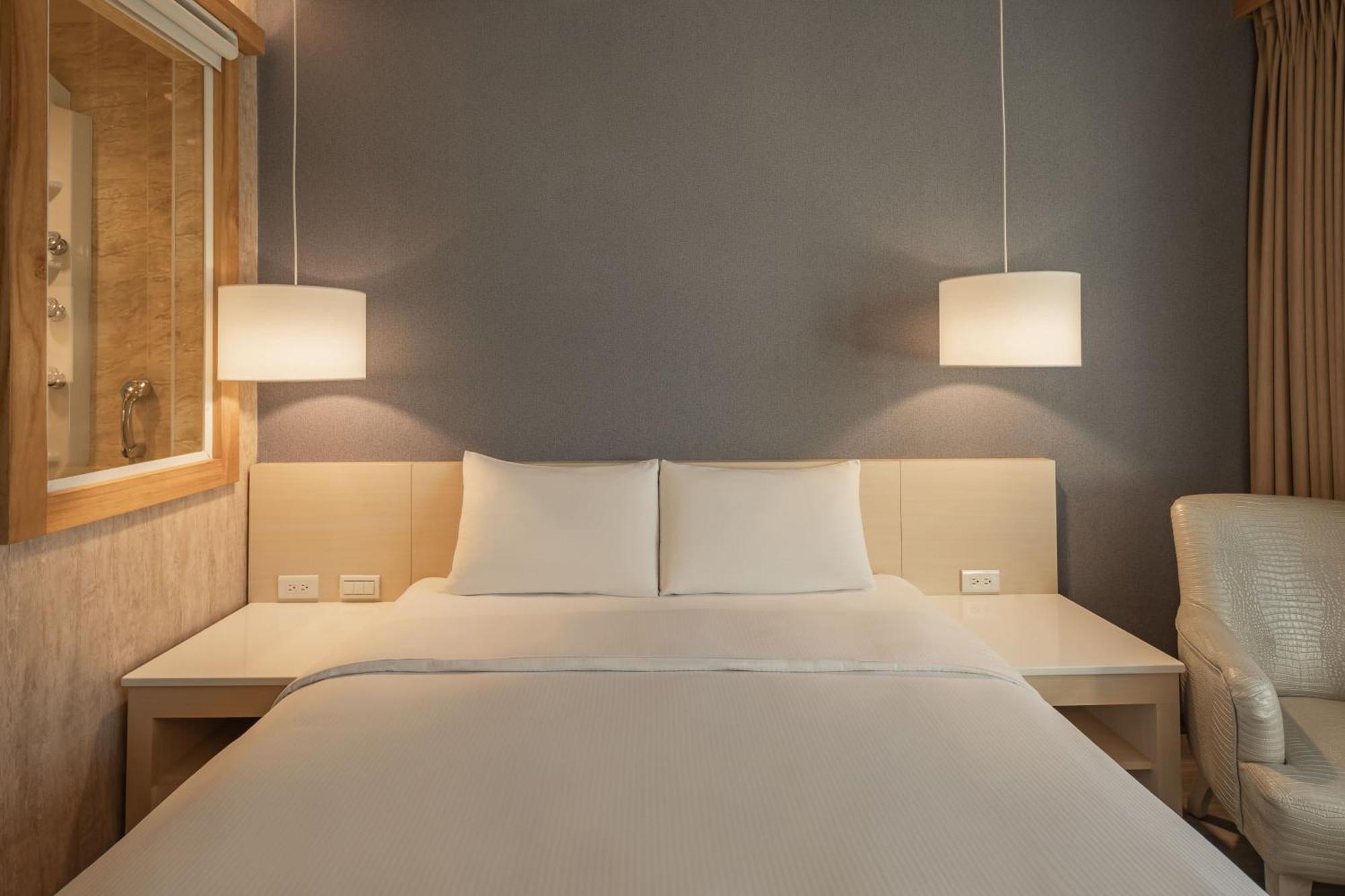 Kindness Hotel - Kaohsiung Guang Rong Pier Pokój zdjęcie