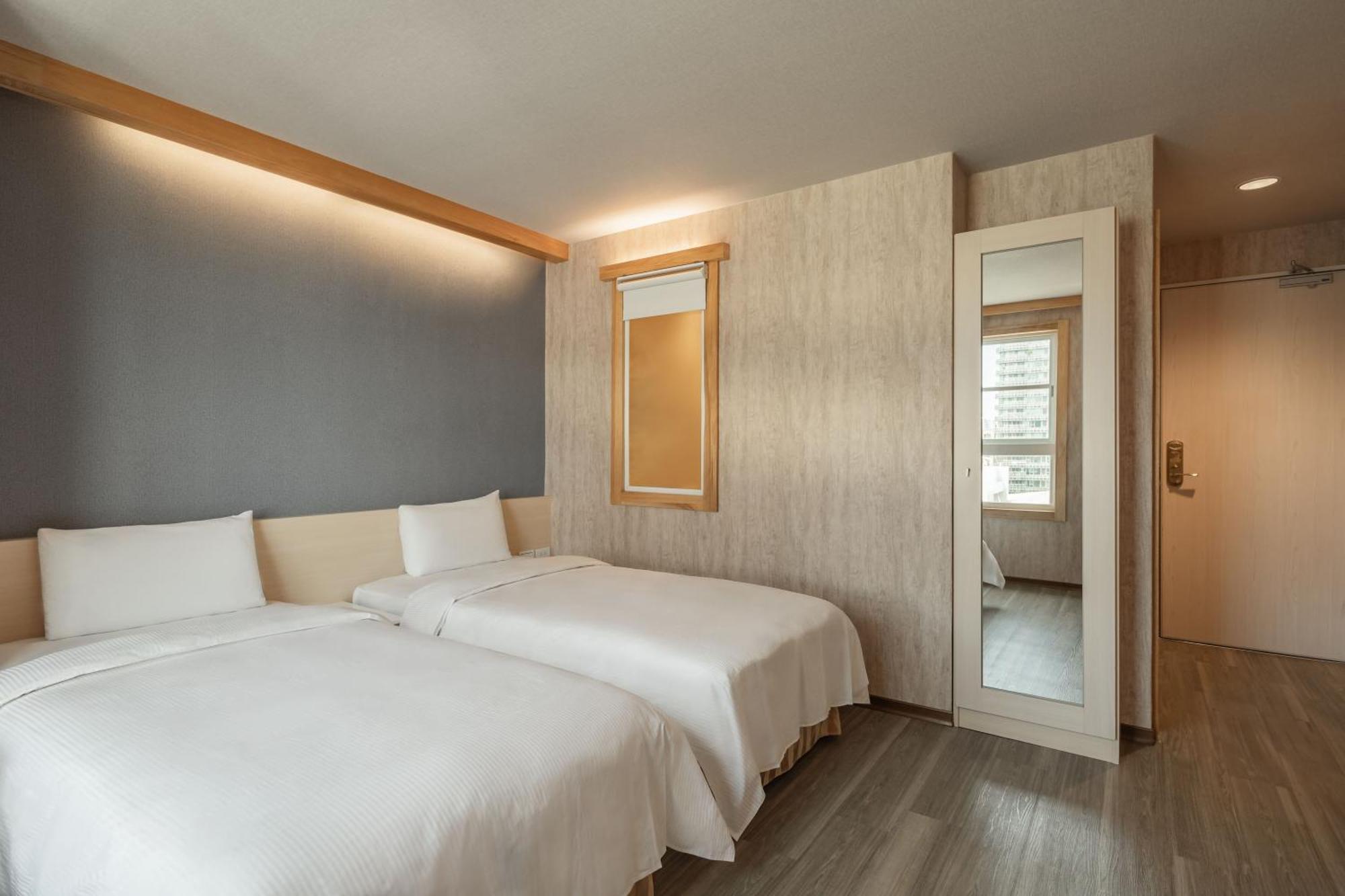 Kindness Hotel - Kaohsiung Guang Rong Pier Pokój zdjęcie